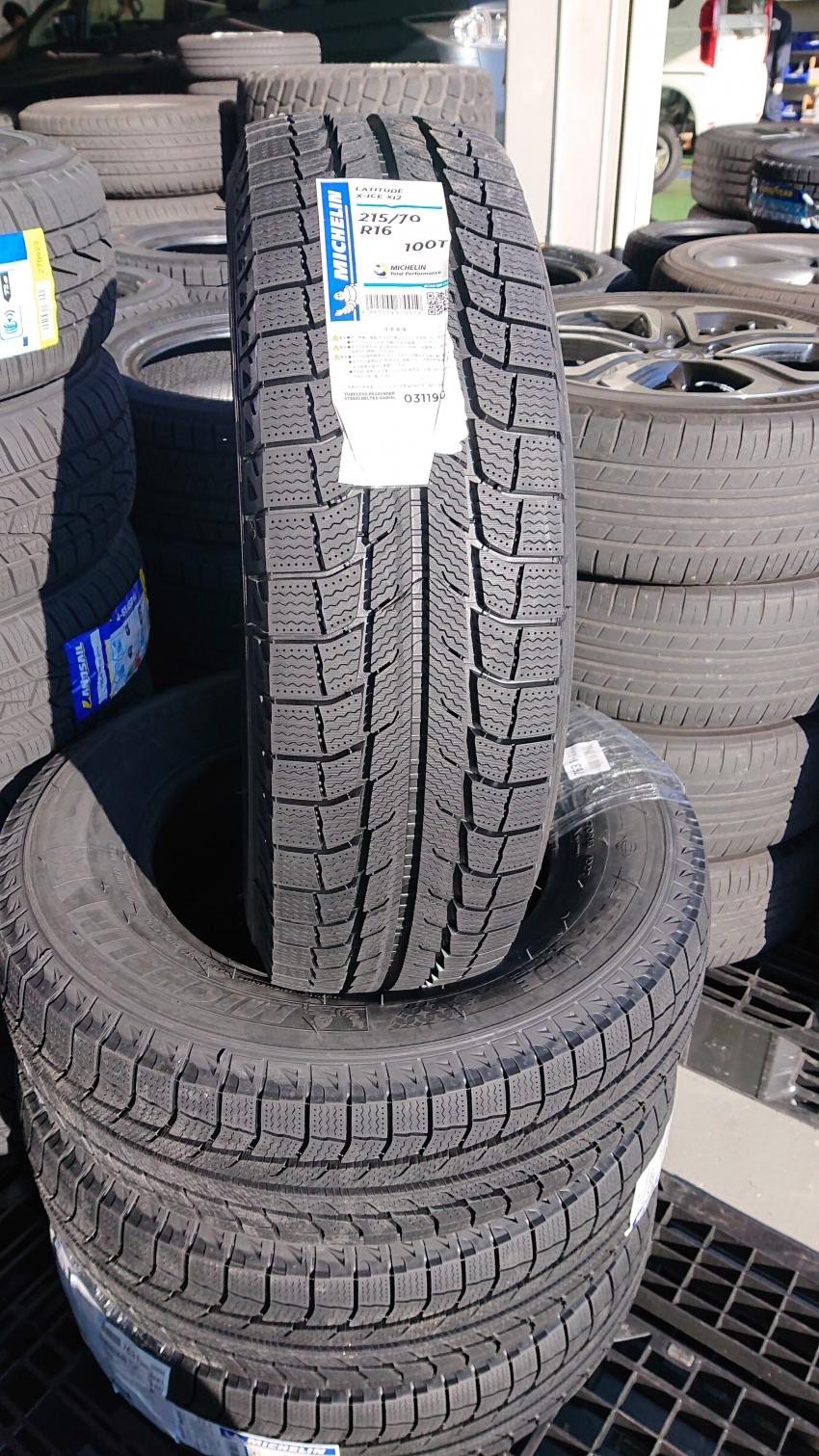 215/70R16 スタッドレスタイヤ、ミシュランXI2入荷しました！｜タイヤ ...