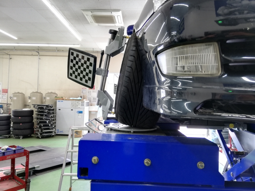 アライメント調整 大歓迎 タイヤ市場高崎倉賀野店 タイヤ スタッドレス オールシーズンが安いタイヤ専門店