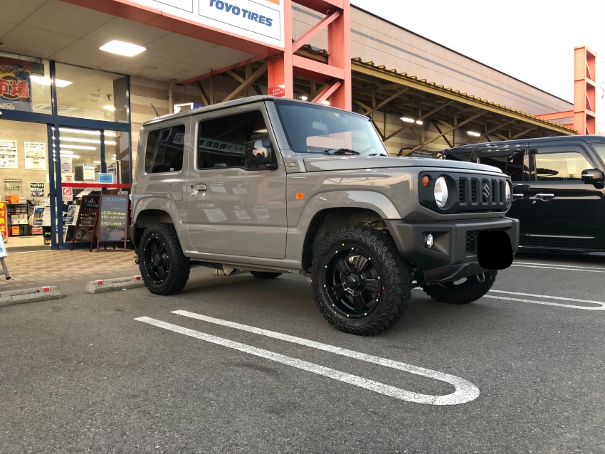 ジムニー　175/80R16 MT