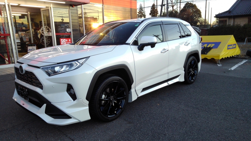 RAV4+RAYSホイールセット！｜タイヤ市場宇都宮西川田店｜タイヤ