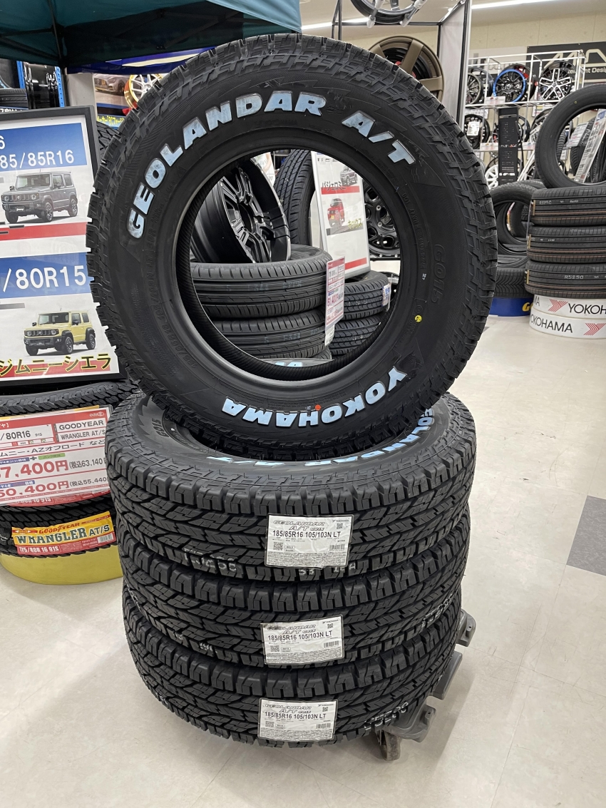 きれい ヨコハマタイヤ ジープ グラディエーター(JT系)用 285/70R17 121/118S ヨコハマ ジオランダー A/T G015  ホワイトレター MG ゴーレ