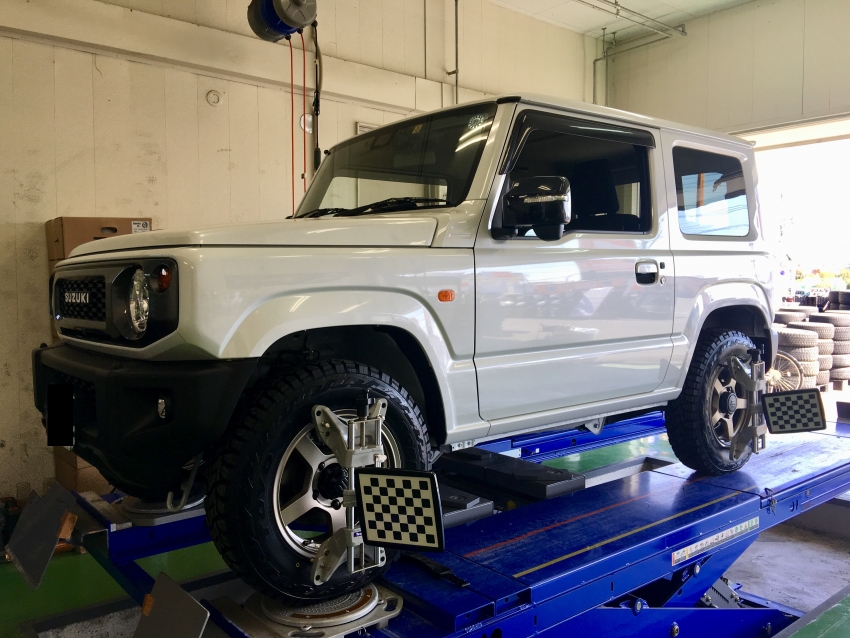 新型ジムニー作業 タイヤ市場佐野店 タイヤ スタッドレス オールシーズンが安いタイヤ専門店