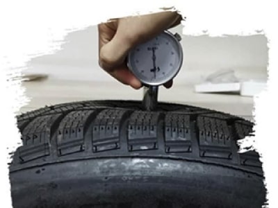 柔軟性の高いゴムタイヤ