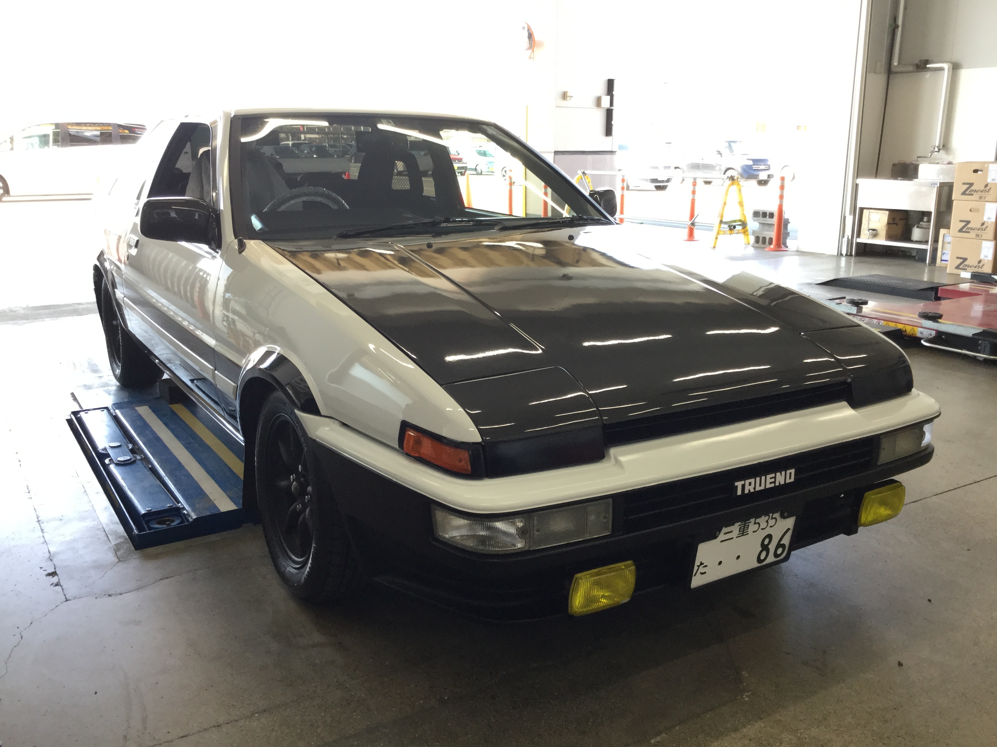 20191005_AE86_InPit.JPG
