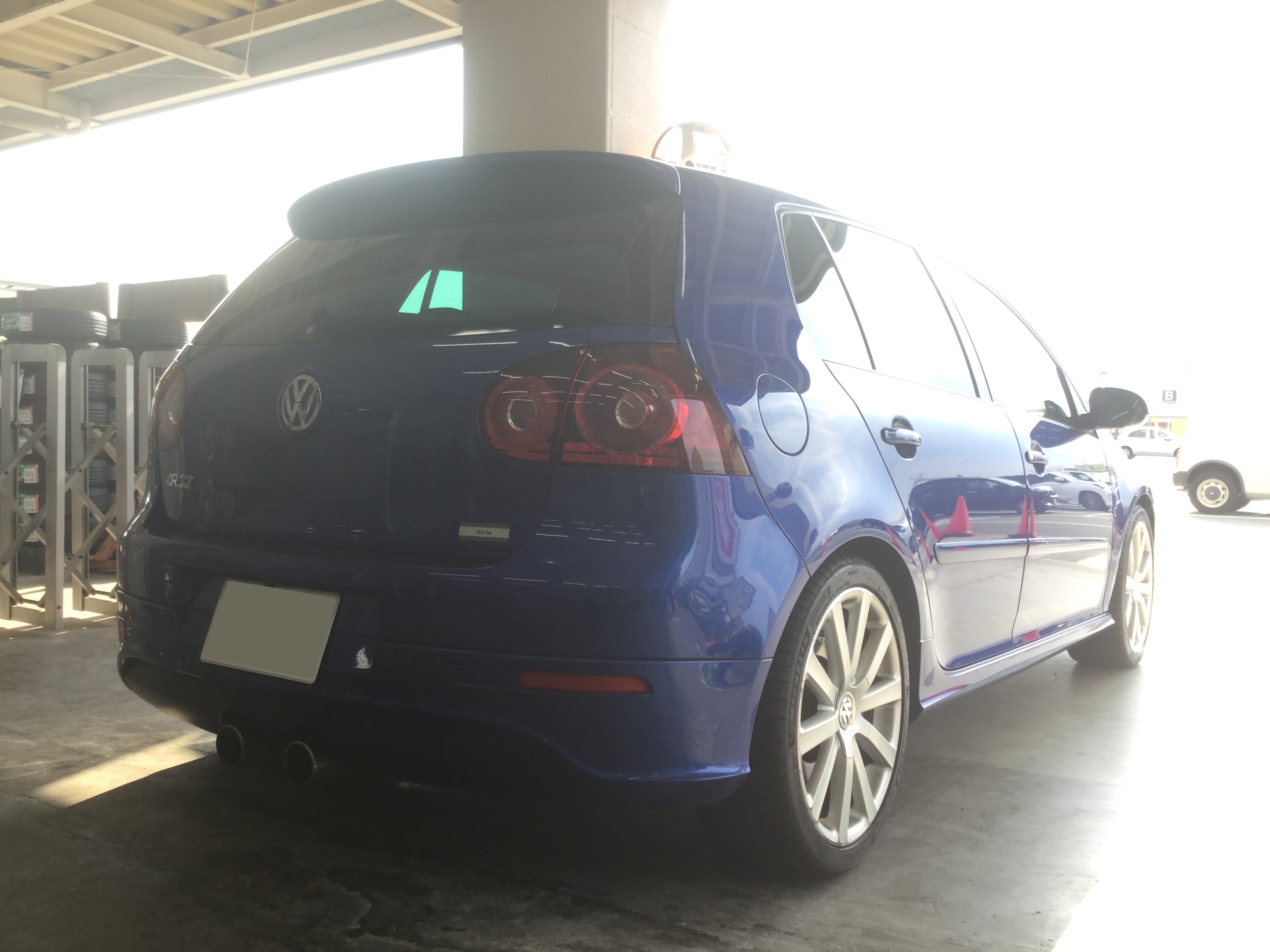 20200404_GOLF-R32_PS4S_R.JPG