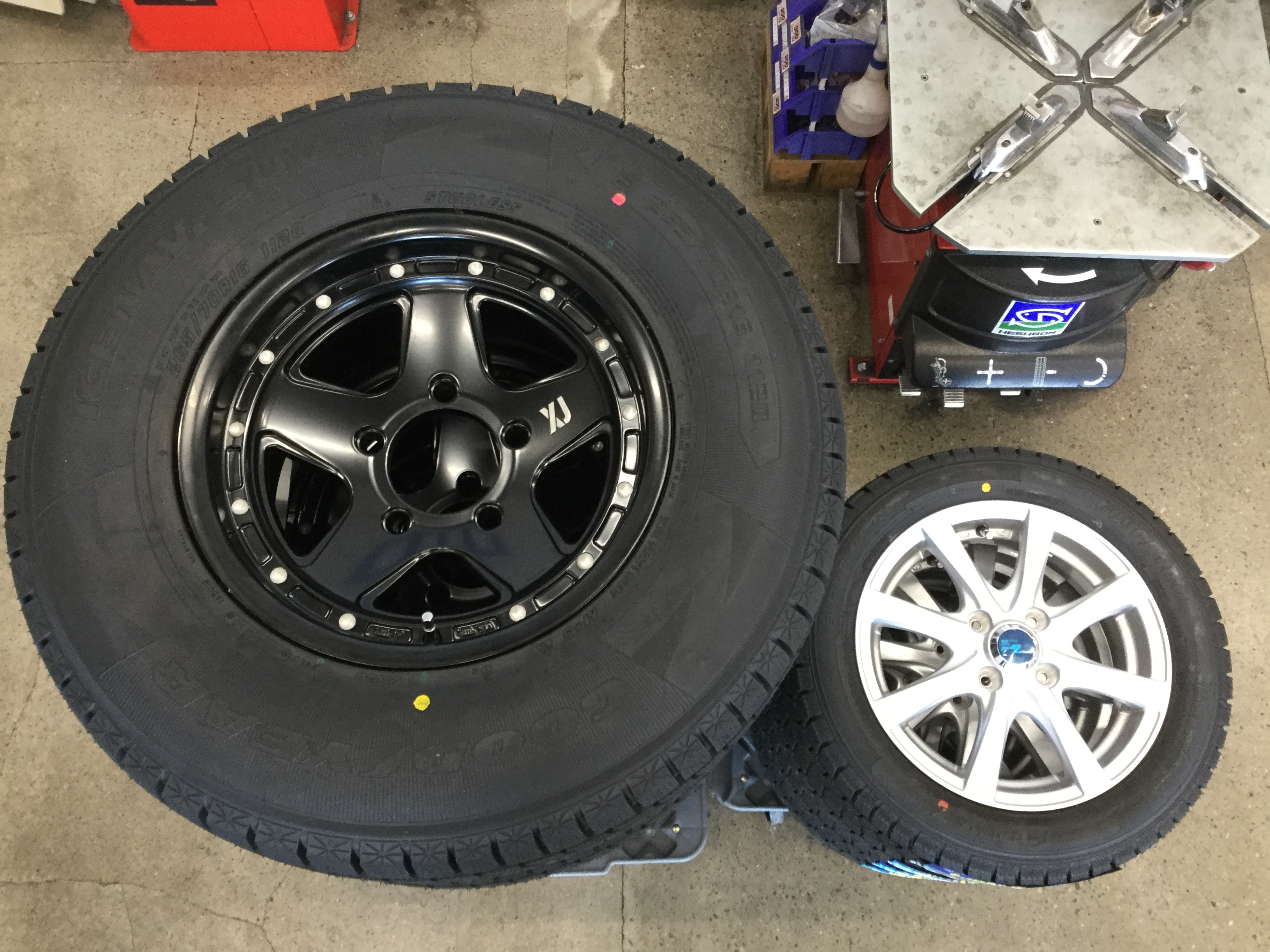 ICE NAVI SUV_XJ05_2.JPG