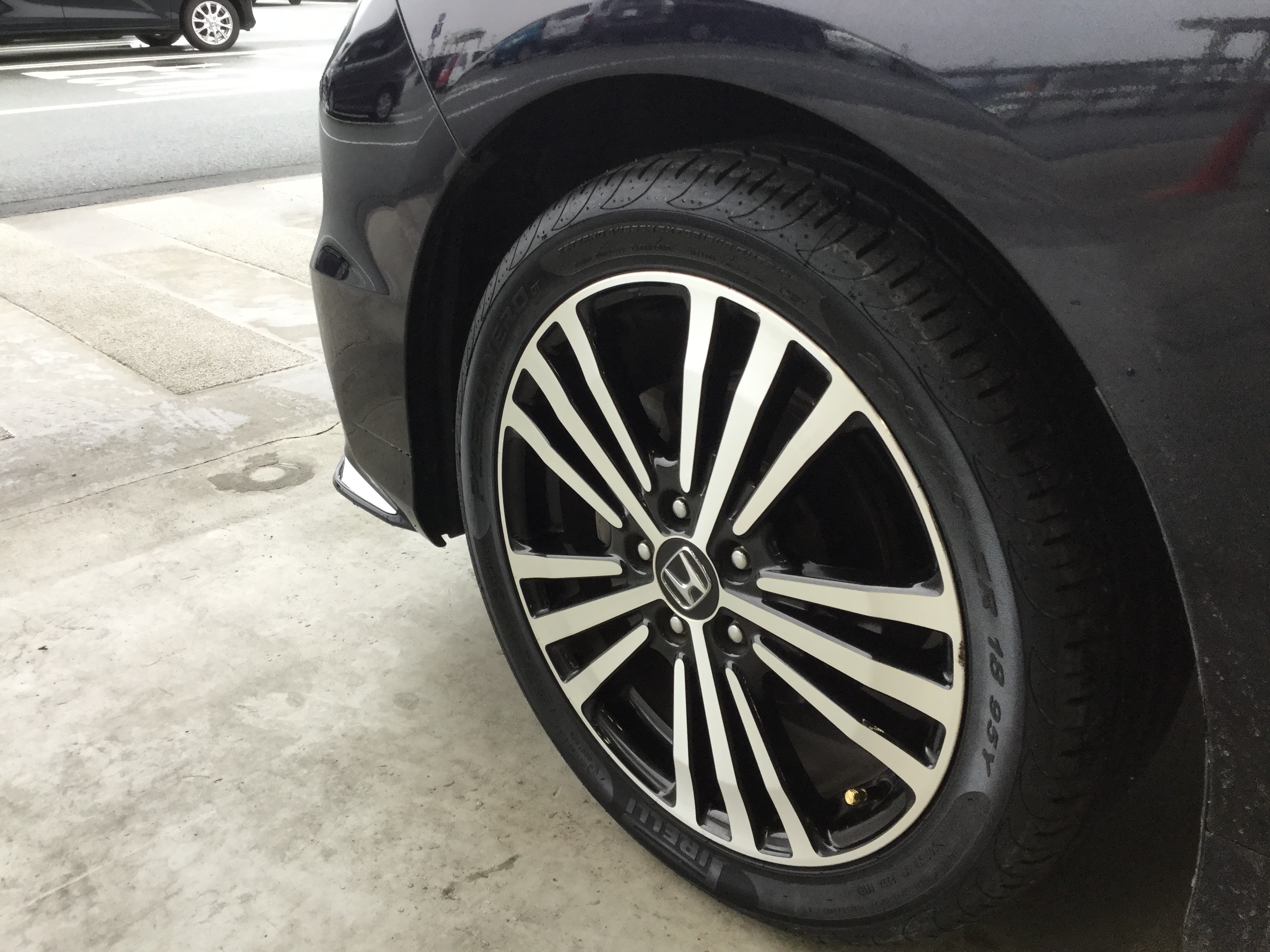 ODYSSEY_P ZERO NERO GT.JPG